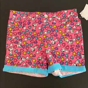Snoopy Belle shorts size 6x